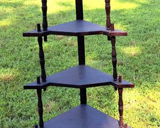ANTIQUE CORNER SHELF