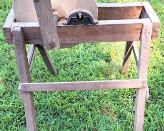 STONE GRINDER ON STAND