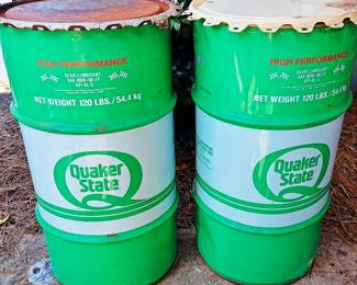 QUAKER STATE OIL CANS