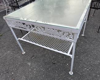 SALTERINI SIDE TABLE