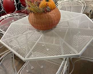 octagon table