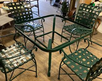 Green atrapo set sq talbe