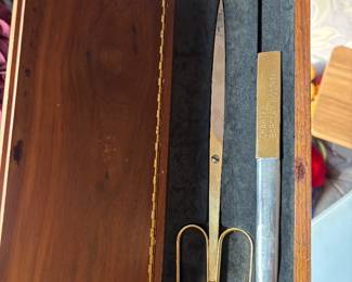 hospital issued scissor gift set