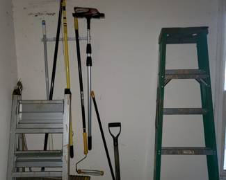 ladders hardware