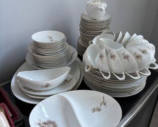 China set Larchmont 