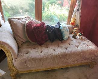 fainting couch chaise lounge