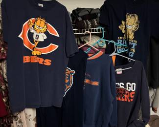 VTG Chicago bears clothes