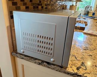 Panasonic NN-SD372S Microwave Oven
