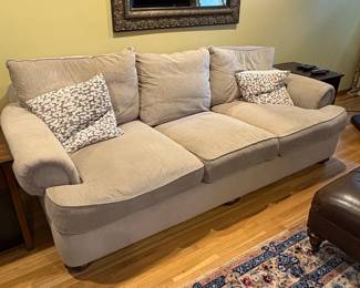 Thomasville Patterson Sofa