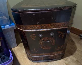 Antique Chinese Export Lacquer Storage Trunk
