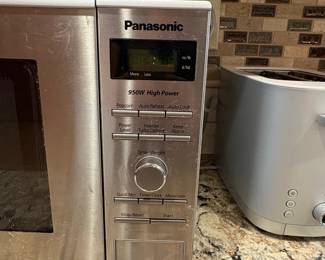 Panasonic NN-SD372S Microwave Oven