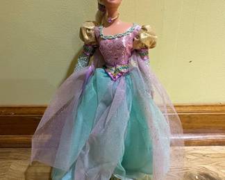 Mattel Barbie as Rapunzel 1994 Children's Collector Series