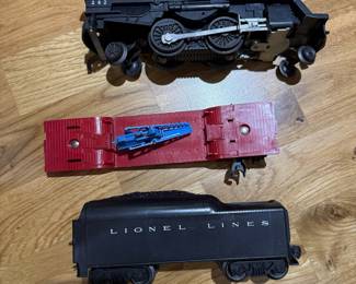 Lionel 242 Steam Locomotive and Tender with Red Flatcar