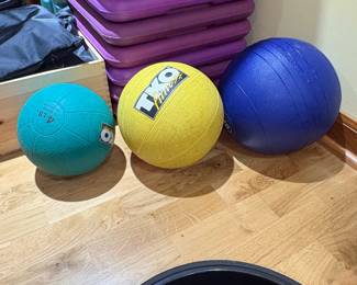 TKO Fitness Medicine Ball Set