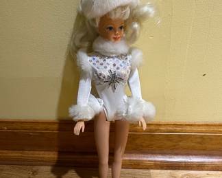 Mattel 1997 Radio City Rockettes Snowball Rockette Doll