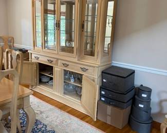 Bernhardt Light Oak China Cabinet Hutch