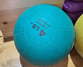 TKO Fitness Medicine Ball Set