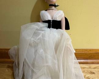 Gene Marshall Doll "Covent Garden" by Ashton-Drake