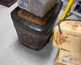 Octagonal Chinoiserie Lacquer Storage Trunk