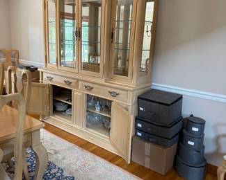 Bernhardt Light Oak China Cabinet Hutch