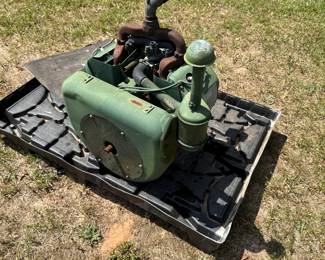 Vintage air-cooled V4 industrial engine - possibly Wisconsin