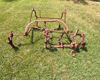 Antique multi-row farm cultivator