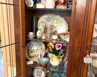 Misc china cabinet items