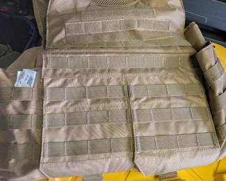 tactical plate carrier vest