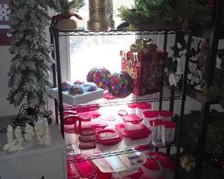 Food storage containers