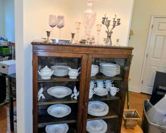 Display cabinet with Mikasa dishes