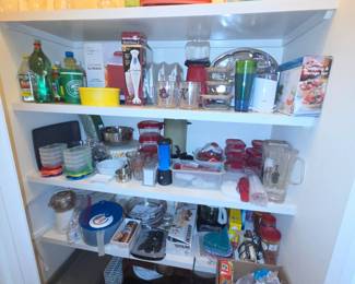 Kitchen pantry items