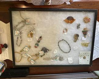 Vintage costume jewelry pieces