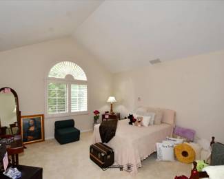327Bedroom A