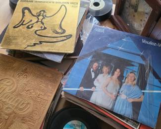 Vintage Vinyl Albums . Chicago, Barbara Striesand, Sonny & Cher, Dione Warwick and more