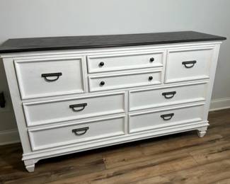 Liberty Furniture 8Drawer Dresser White Finish with Dark WoodLook Top