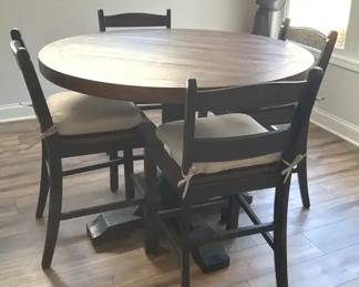 Signature Design by Ashley Valebeck Round CounterHeight Dining Table