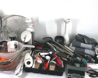 Kitchen Appliances, Cookware, Utensils Linens