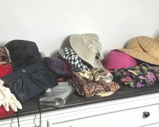 Womens Hats, Scarves, Gloves Fashion Accessories