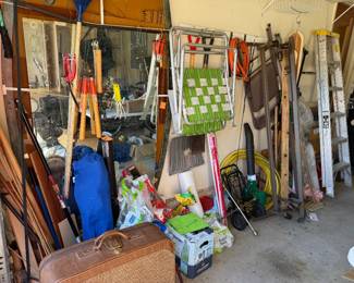 GARAGE