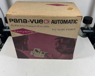 Lot 10: Pana-Vue Automatic 2x2 Slide Viewer with Transformer BRAND NEW IN BOX