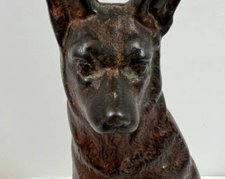 Lot 74: VINTAGE Cast iron dog statue doorstop