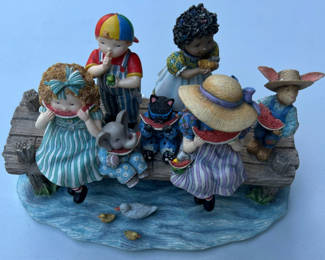Lot 33: Watermelon Kids Special Friends Figurine Set