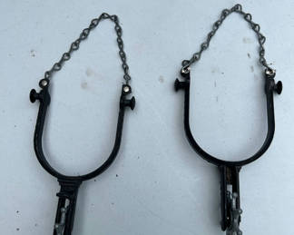 Lot 136: Pair of vintage black metal STIRRUPS