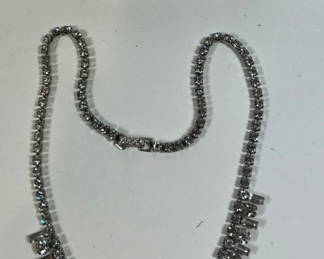 Lot 80: Rhinestone statement necklace