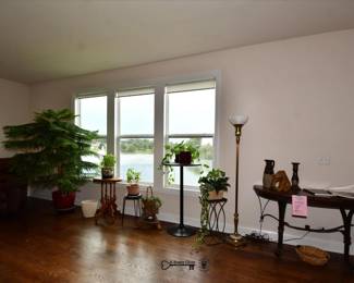 032Living Room