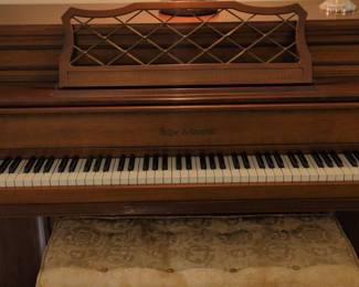 Kohler & Campbell Console Piano