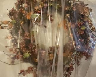 Artificial Berry and Leaf Grapevine Wreath