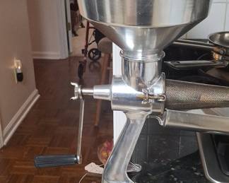 Squeezo Food Strainer
