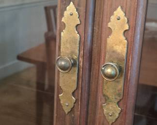 Arts & Crafts Mission Oak Four-Door Hutch Topper