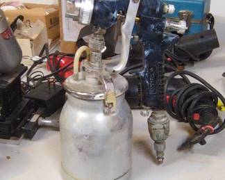 Husky 762 034 Siphon Feed Spray Gun